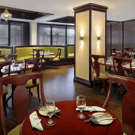 Al Safir Hotel Al-Manamah Restoran foto