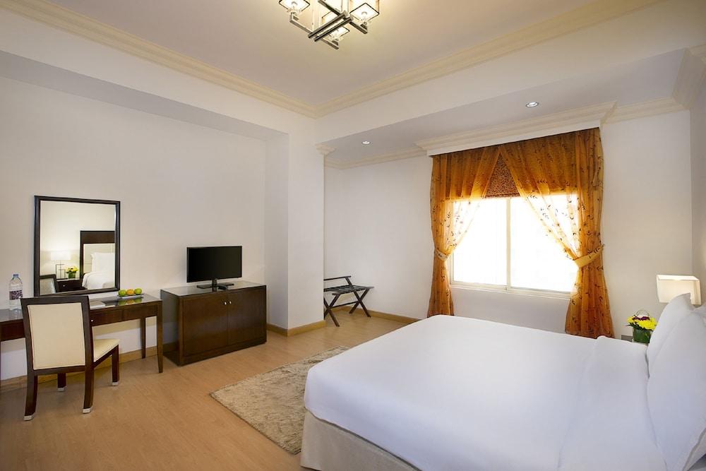 Al Safir Hotel Al-Manamah Bagian luar foto