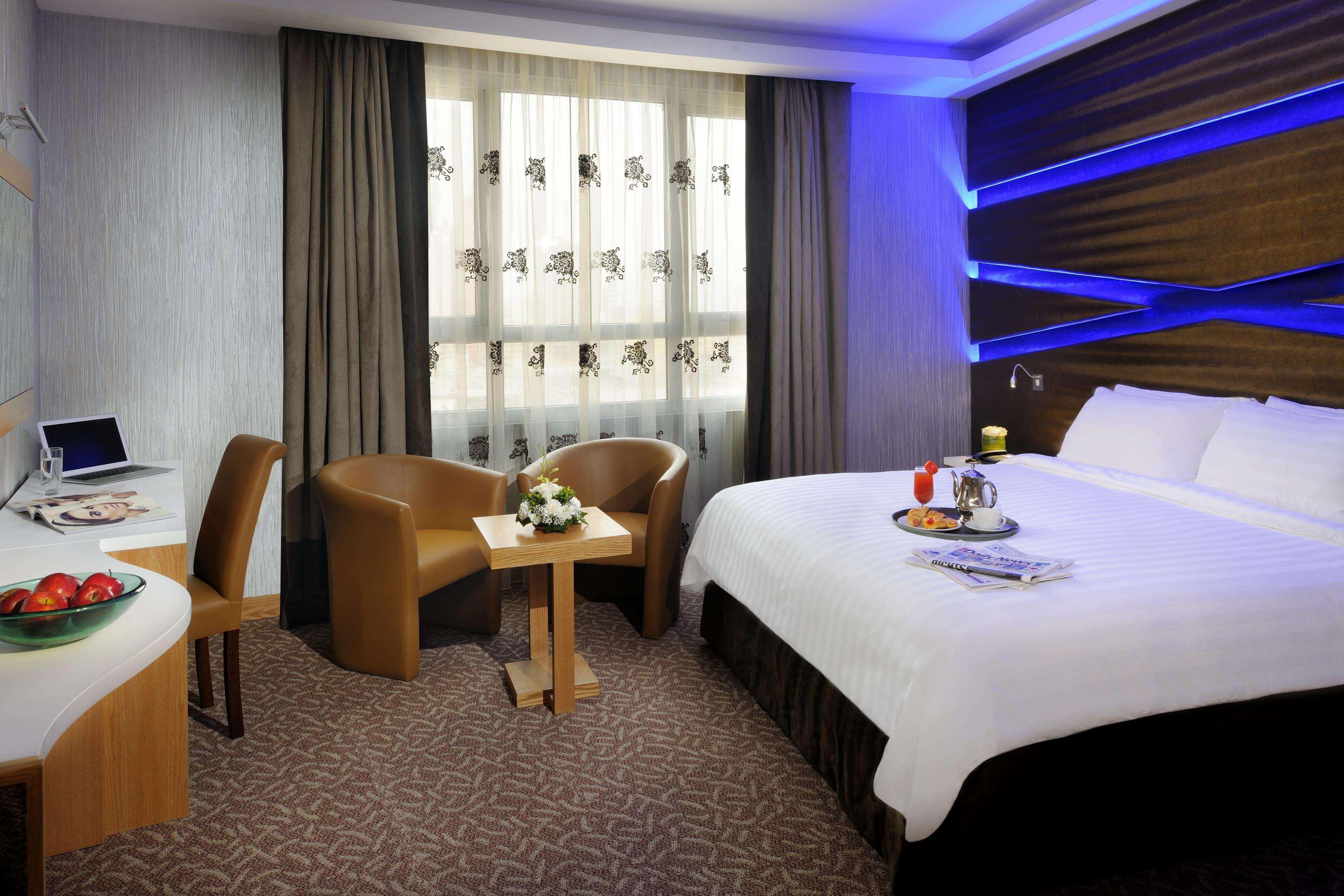 Al Safir Hotel Al-Manamah Bagian luar foto