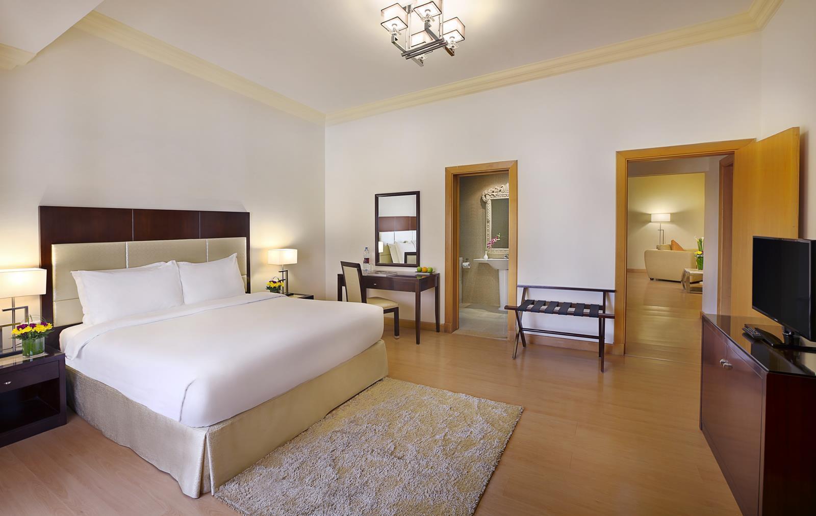 Al Safir Hotel Al-Manamah Bagian luar foto