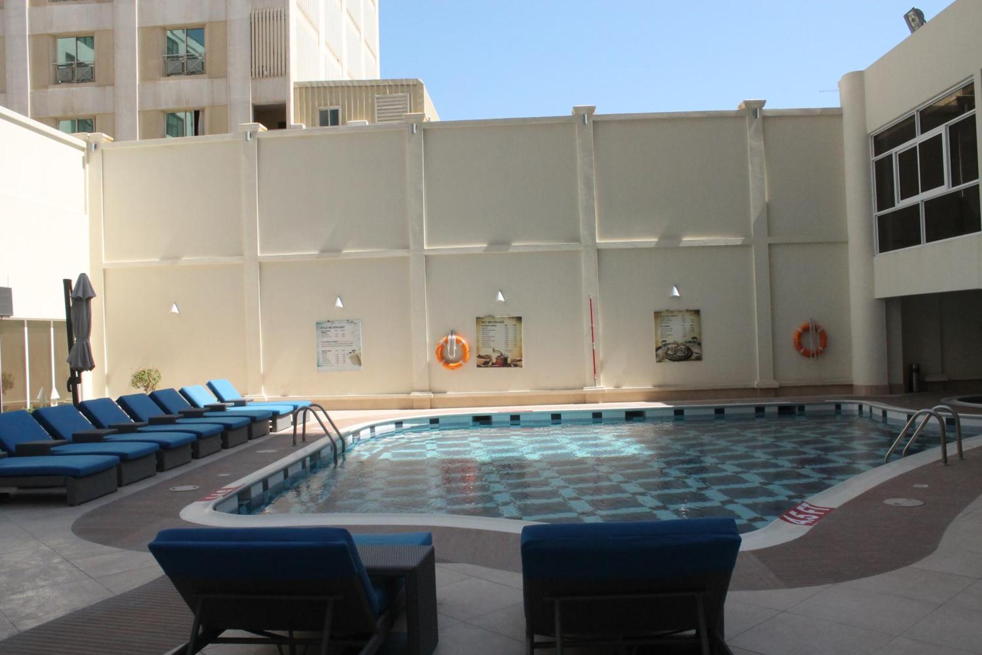 Al Safir Hotel Al-Manamah Bagian luar foto